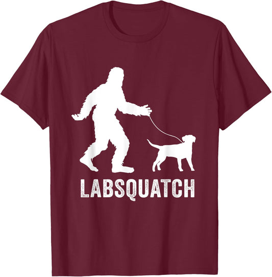 Labrador Retriever Funny Sasquatch Gifts | Bigfoot & Dogs T-Shirt - T-Shirt | Maroon