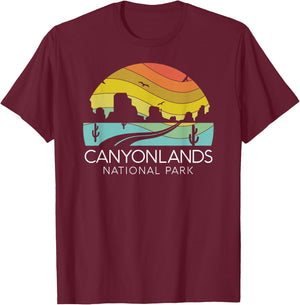 Canyonlands National Park Utah Zion Bryce Canyon Arches USA T-Shirt - T-Shirt | Maroon
