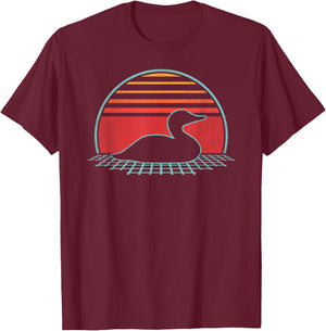 Loon Lover Bird Animal Retro Vintage 80s Style T-Shirt - T-Shirt | Maroon