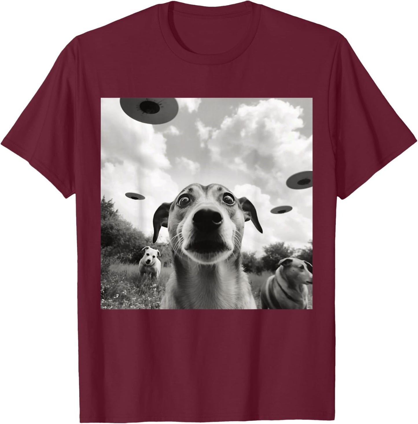 Selfie UFO Dog Funny Alien UFO Dogs Lover Spaceship T-Shirt - T-Shirt | Maroon