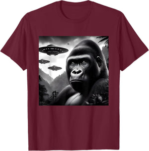Gorilla Monkey Funny Graphic Selfie with UFOs Weird Aliens T-Shirt - T-Shirt | Maroon