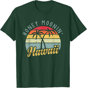 Hawaiian Honeymoon and newlyweds at Hawaii or Just maui'd T-Shirt - T-Shirt | Forest