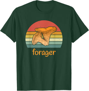 Chanterelle Forager - Vintage style Wild Mushroom T-Shirt - T-Shirt | Forest