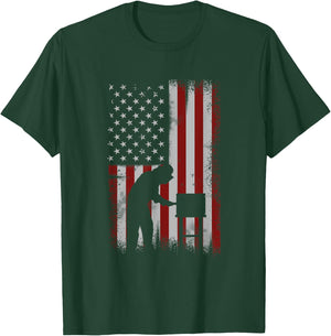 American Flag Beekeeper Shirt Men Beekeeping Gift Apiarist T-Shirt - T-Shirt | Forest
