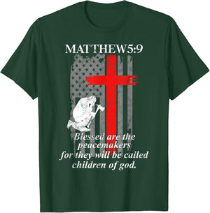 Thin Red Line Fireman Cross Bible Verse Firefighter USA Flag T-Shirt - T-Shirt | Forest