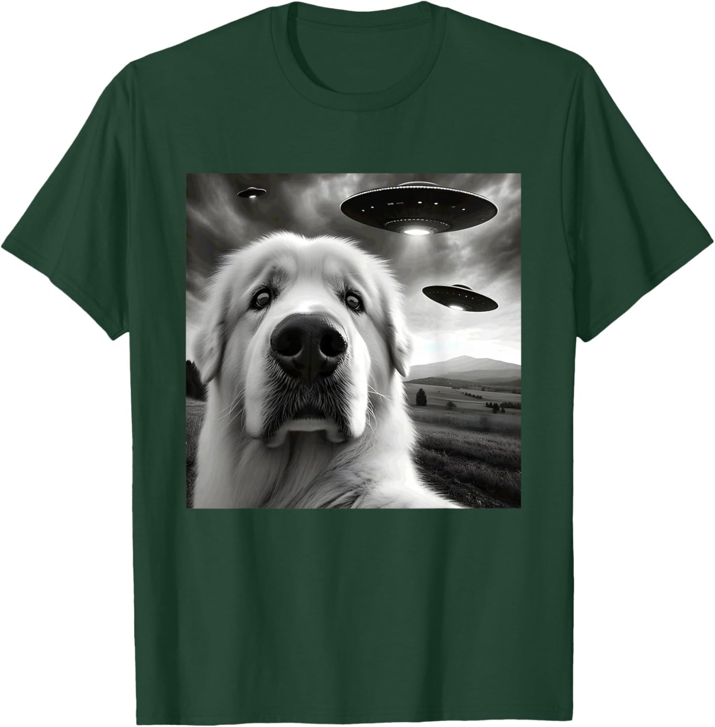 Great Pyrenees Funny Graphic Selfie with UFOs Weird Aliens T-Shirt - T-Shirt | Forest