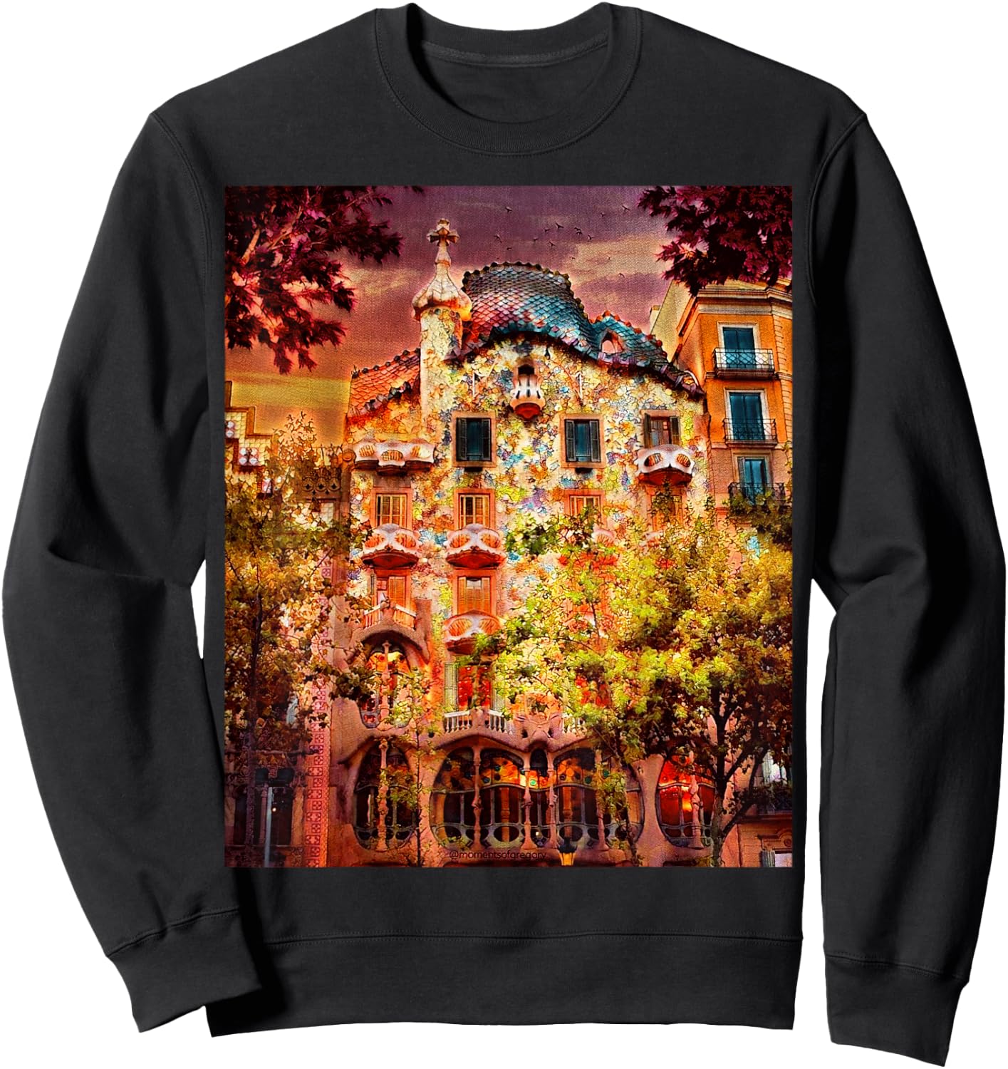 Casa Battlo - Barcelona, Spain Sweatshirt - Sweatshirt | Black