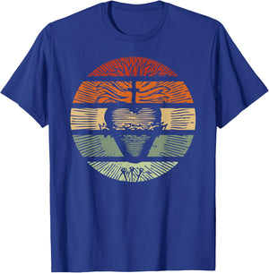 Sacred Heart of Jesus Christ Retro Sunset Art Catholic Teens T-Shirt - T-Shirt | Royal