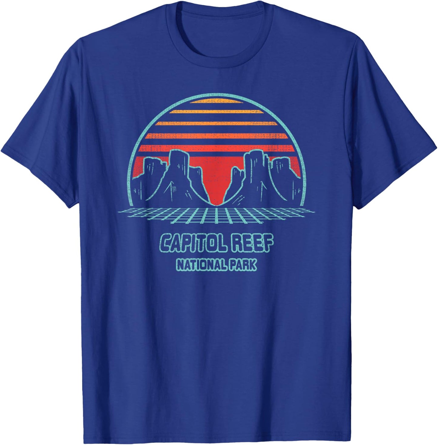 Capitol Reef National Park Retro Hiking Vintage 80s Style T-Shirt - T-Shirt | Royal