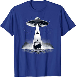 Bermuda Triangle Mysterious Disappearances Unexplained T-Shirt - T-Shirt | Royal