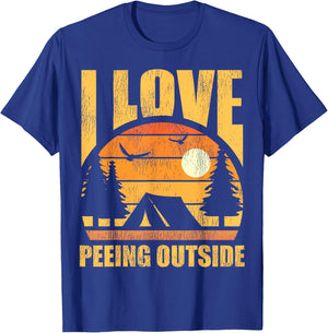 Retro Vintage I Love Peeing Outside Funny Hiking Camping T-Shirt - T-Shirt | Royal