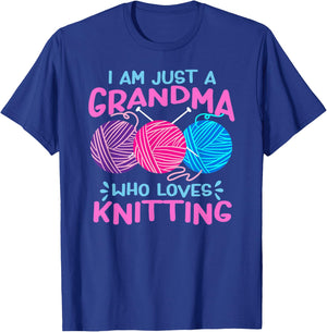 Just A Grandma Who Loves Knitting Wool Funny Granny Knitter T-Shirt - T-Shirt | Royal
