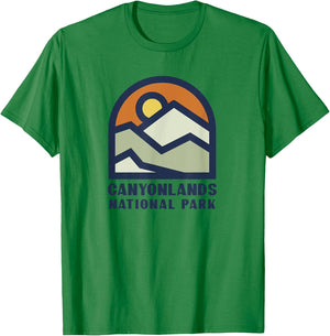 Family Vacation Gift - Retro Canyonlands National Park Zip T-Shirt - T-Shirt | Irish Green