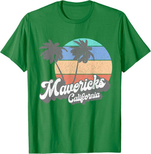 Retro Mavericks California CA Vintage Beach Surf T-Shirt - T-Shirt | Irish Green