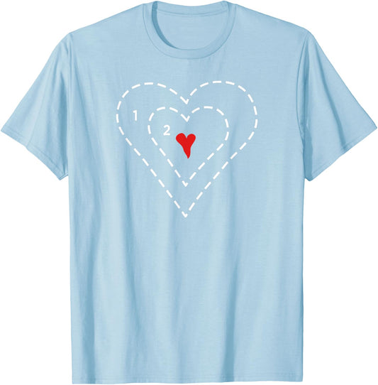 Heart Two Sizes Too Small Funny Christmas Xmas T-Shirt - T-Shirt | Light Blue