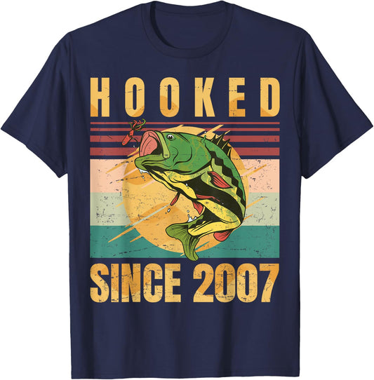 Fishing Fisherman - Hooked Since 2007 - Vintage Retro Gift T-Shirt - T-Shirt | Navy
