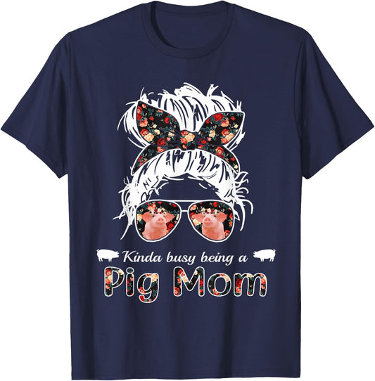 Kinda busy being a pig mom messy hair in bun bandana T-Shirt - T-Shirt | Navy