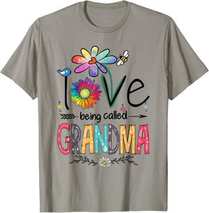 I Love Being Called Grandma Daisy Flower Cute Mother's Day T-Shirt - T-Shirt | Sand