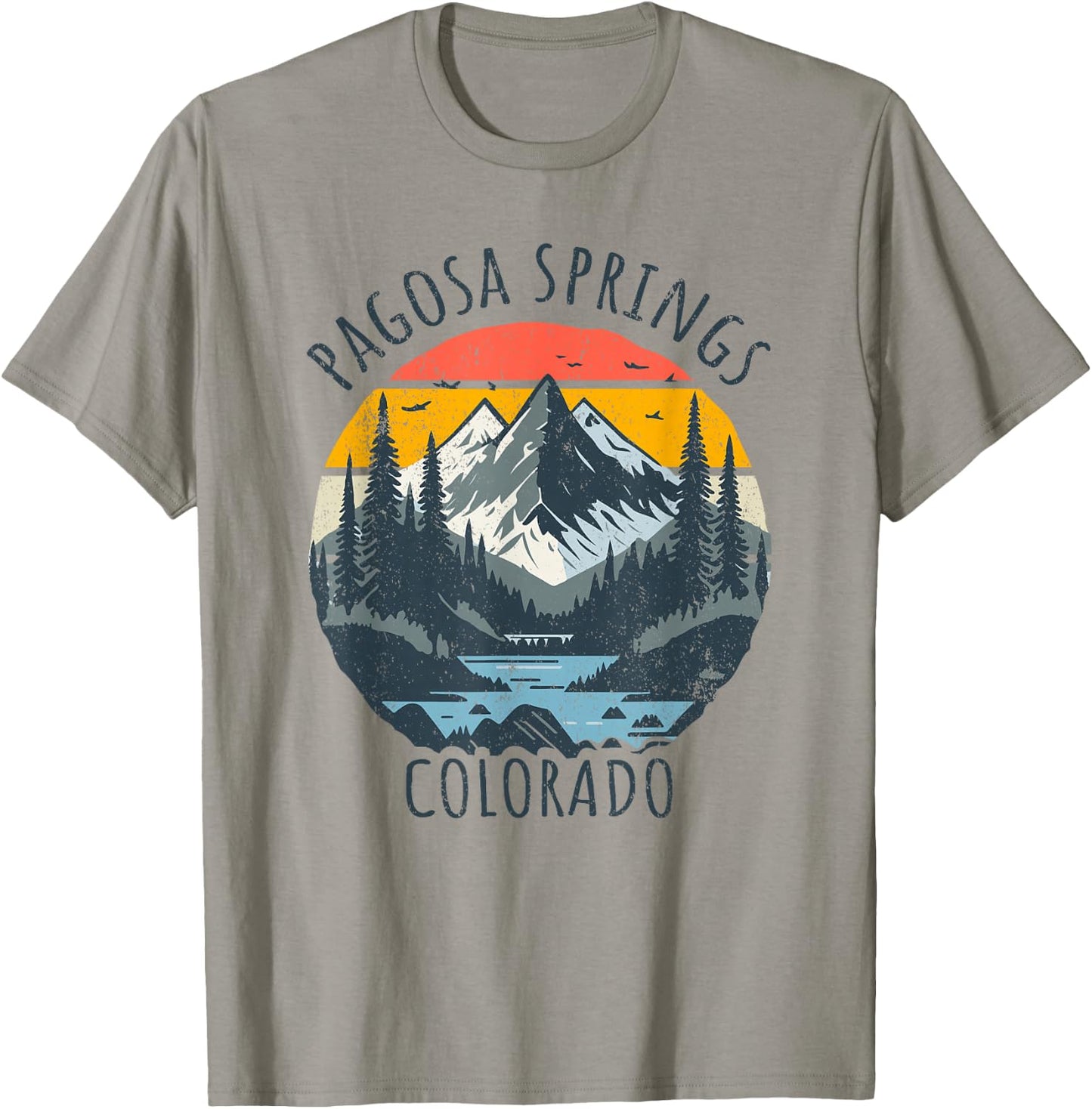 Pagosa Springs Colorado USA Retro Mountain Vintage Style T-Shirt - T-Shirt | Sand