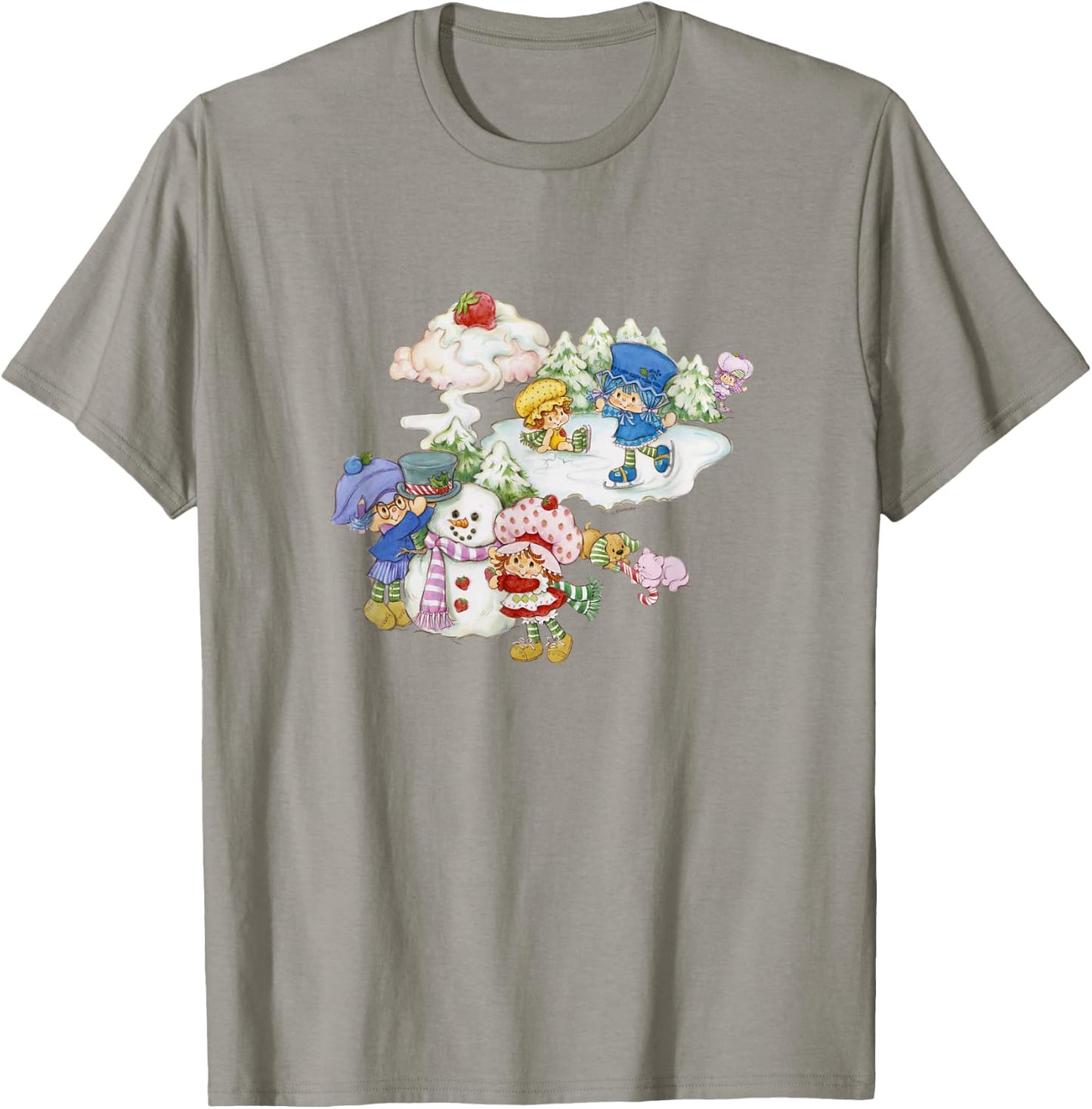 Strawberry Shortcake Christmas Playing On The Snow Portrait T-Shirt - T-Shirt | Sand