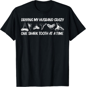 Funny Shark Teeth Design Mom Animal Fossil Hunters T-Shirt - T-Shirt | Black