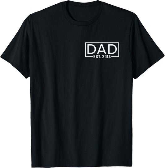 Father's Day Dad Est 2014 Logo Expect Pregnancy Announcement T-Shirt - T-Shirt | Black