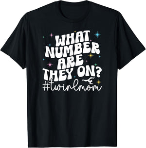 Groovy Baton Twirl Mom Baton Twirling Mom Baton Twirl Mother T-Shirt - T-Shirt | Black