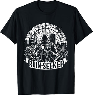 Retro Urban Explorer - Abandoned Places Vintage Ruin Seeker T-Shirt - T-Shirt | Black