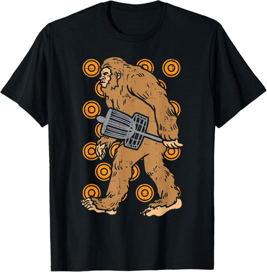 Bigfoot Sasquatch Disc Golf Funny Frisbee Golfing Golfer Men T-Shirt - T-Shirt | Black