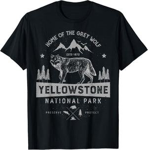 Yellowstone US National Park Wolf Lover Vintage Men Women T-Shirt - T-Shirt | Black
