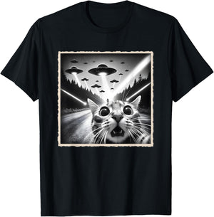 Cat Selfie With UFO | Funny Alien & Cat T-Shirt - T-Shirt | Black