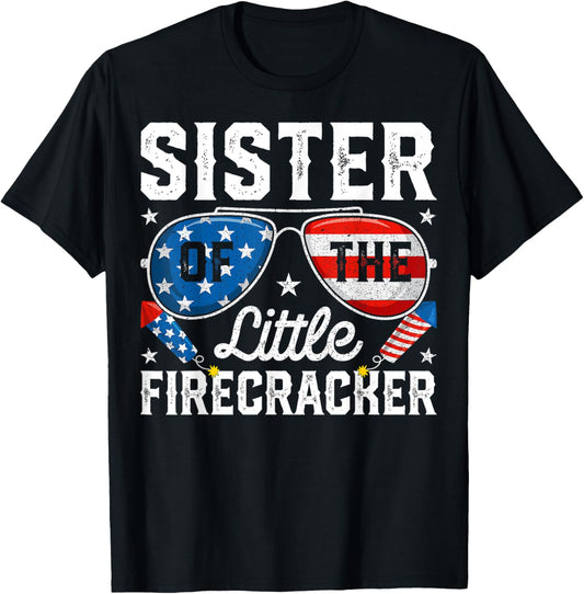 4th of July Birthday Sister Of The Little Firecracker T-Shirt - T-Shirt | Black