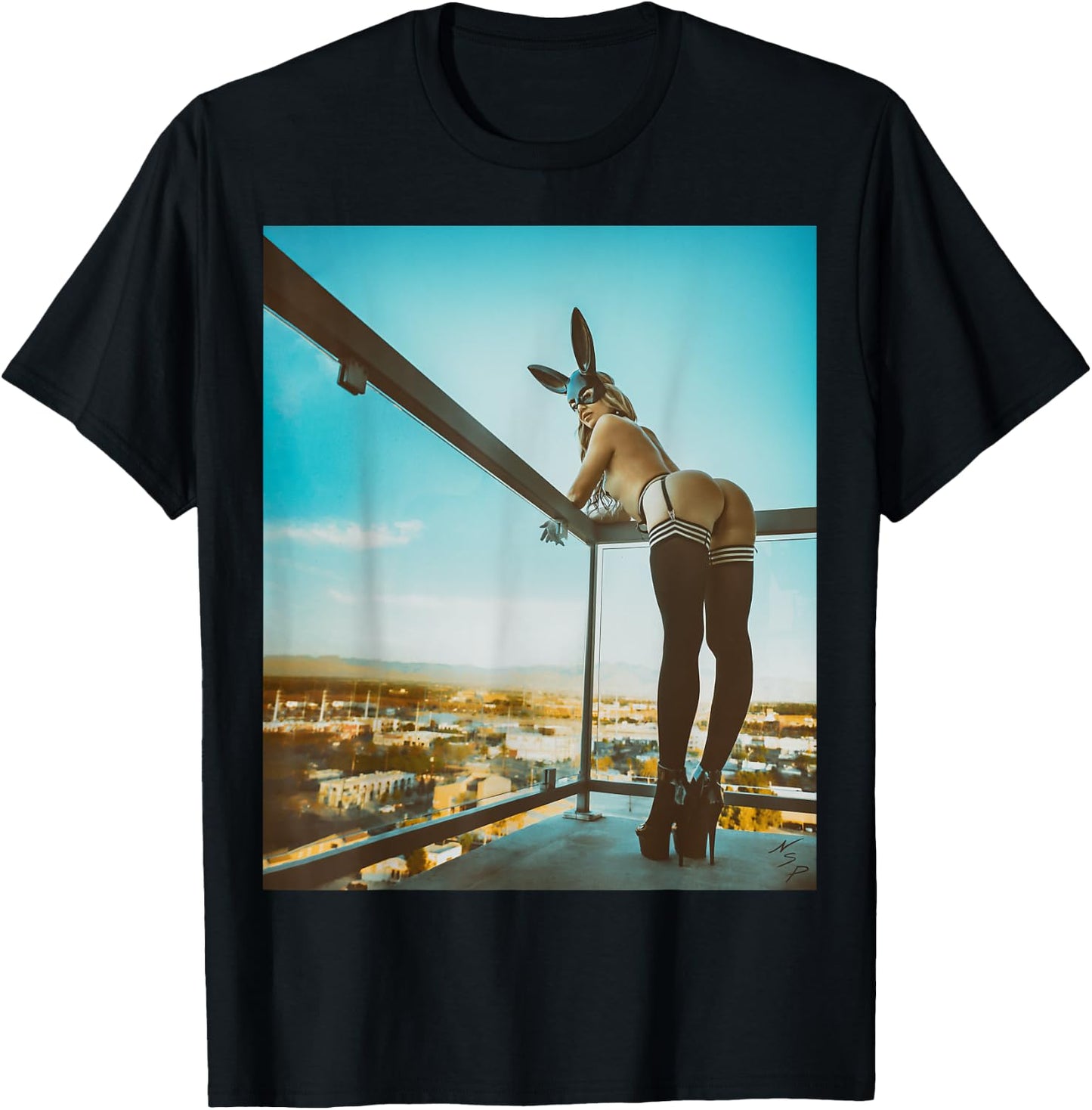 Sexy Girl - "Bad Bunny Pinup Girl w/ Nice Butt" T-Shirt - T-Shirt | Black