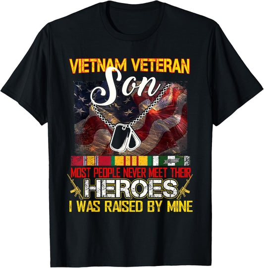Proud Son of A Vietnam Veteran My Dad Mom is A Hero T-Shirt - T-Shirt | Black